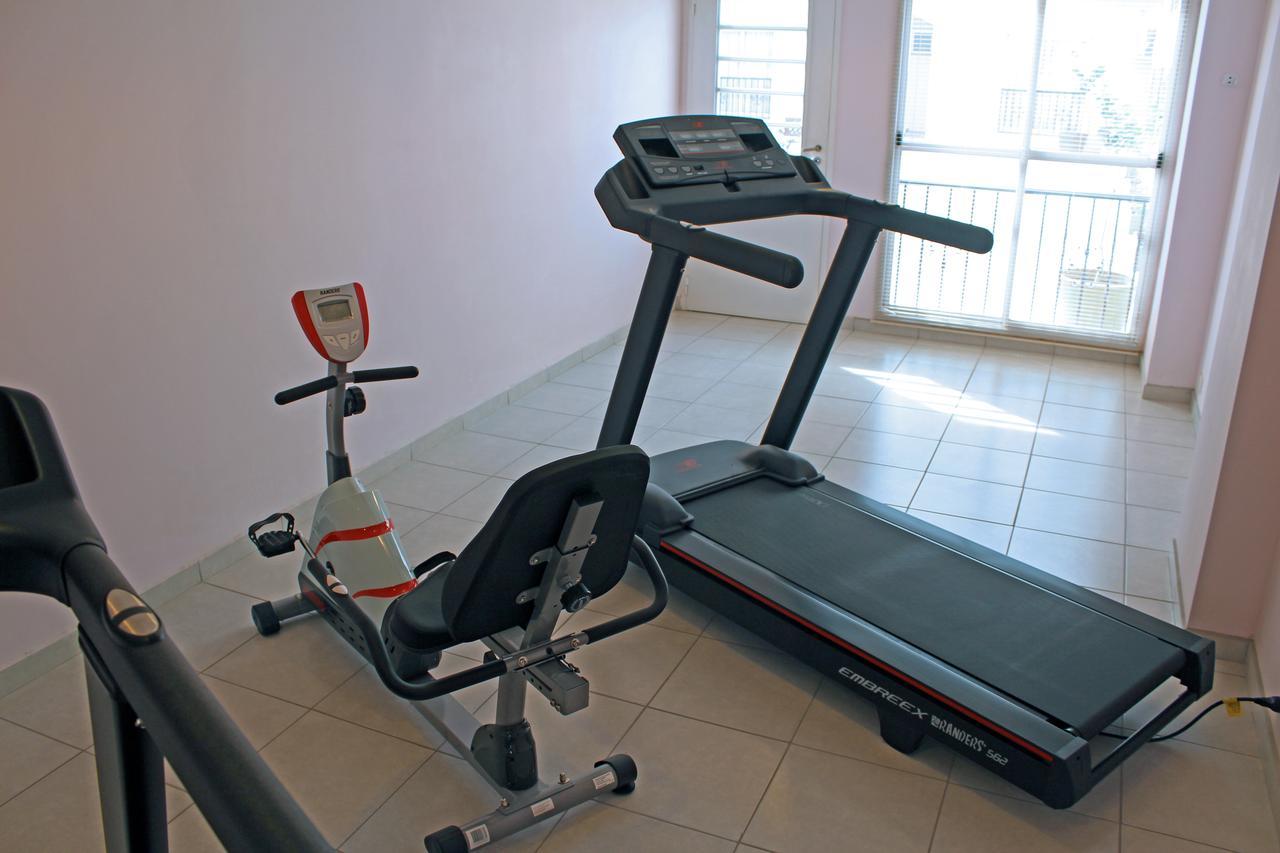 Apart Hotel Granada Neuquén エクステリア 写真