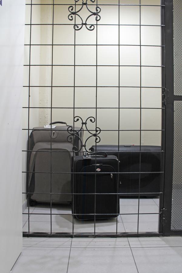 Apart Hotel Granada Neuquén エクステリア 写真