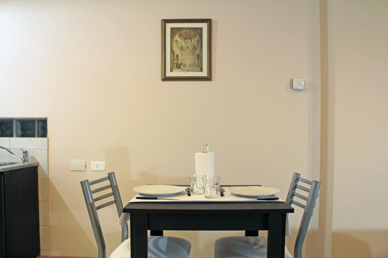 Apart Hotel Granada Neuquén エクステリア 写真